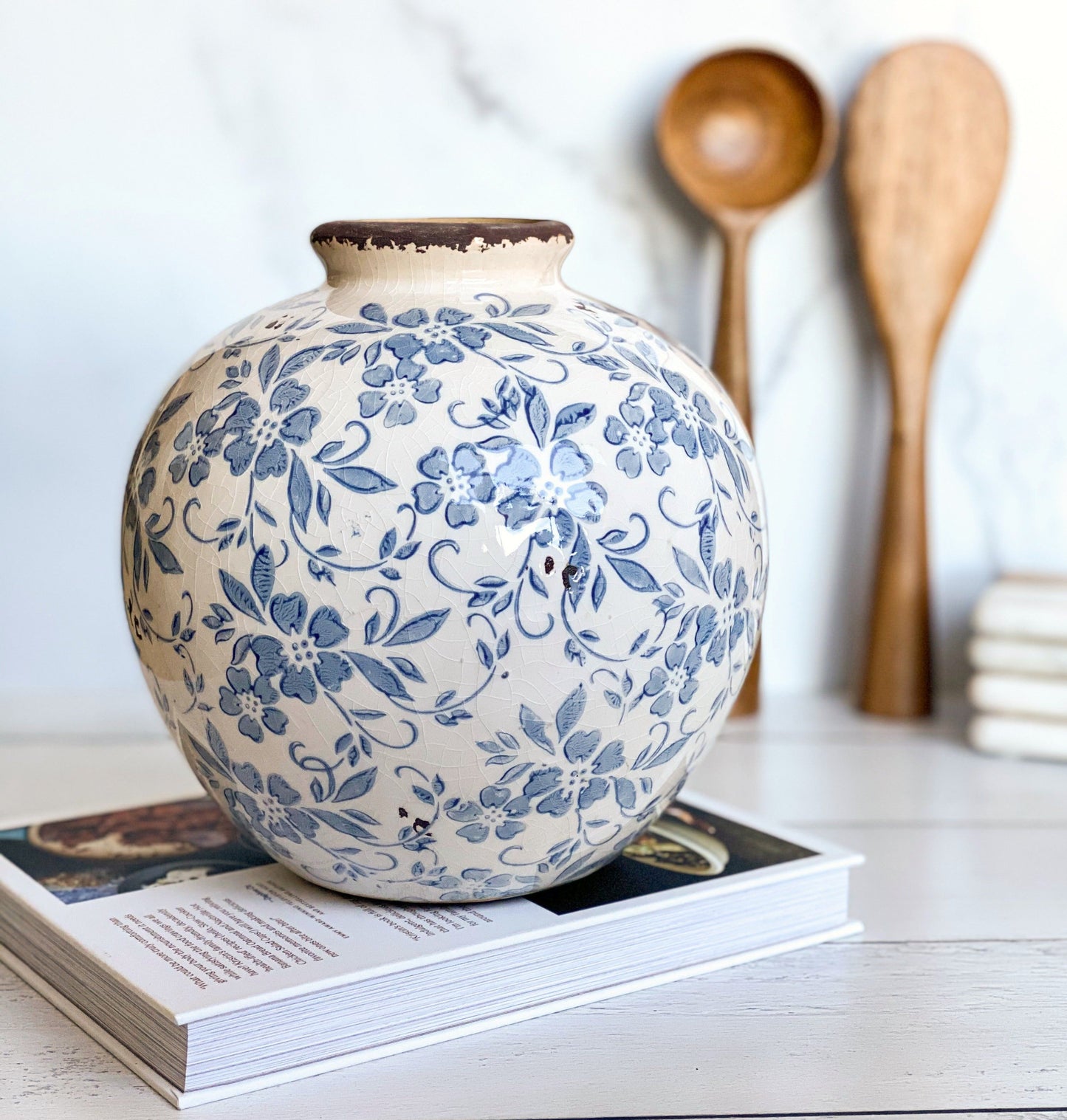 Laurelynn Vase